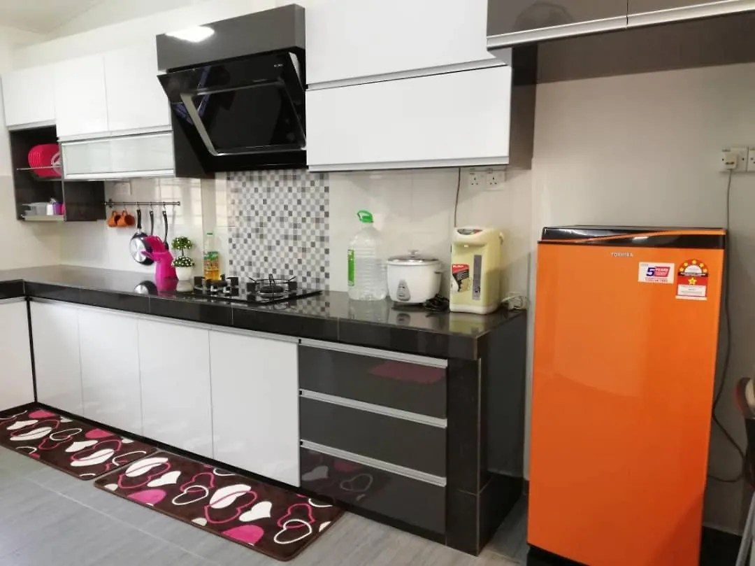 度假居 Alisya'S Homestay Near Bayou Lagoon Malacca 马来西亚